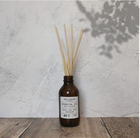 essential oil aromatherapy reed diffuser