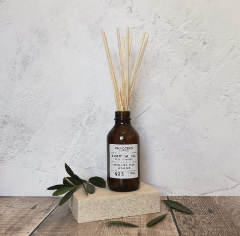 essential oil aromatherapy reed diffuser