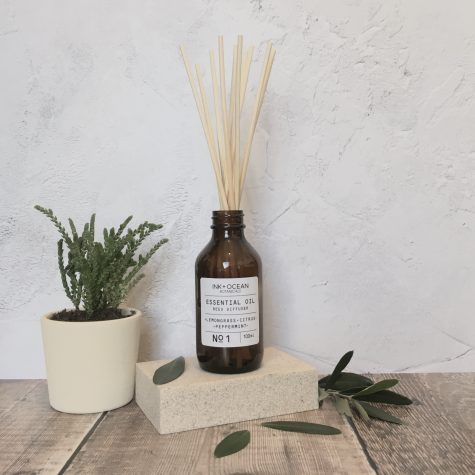 aromatherapy essential oil reed diffuser
