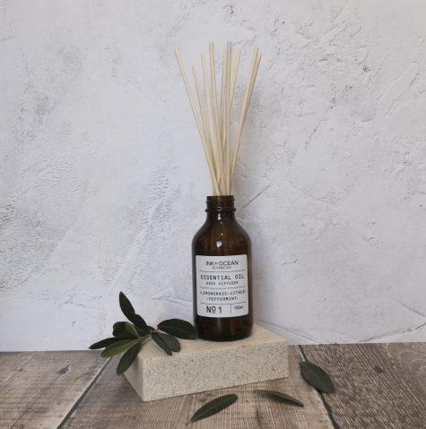aromatherapy essential oil reed diffuser